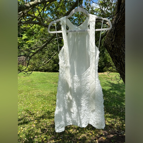 12th Tribe Maya White Floral Applique Halter Mini Dress - Picture 4 of 10